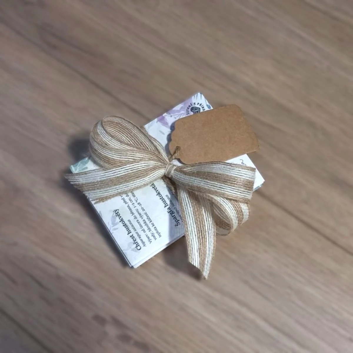 Menovka na darčeky - doplnky k darčekom - 1 ks